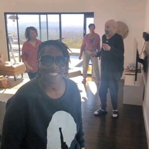 Gina Yashere Instagram - OO IS IT?
GIMME THE ARTIST!! GIMME THE YEAR!!
Ninja's parents, Sunny & Paul are in town for thxgiving, so of course they got roped into #choosontuesday !

Before you ask, black power sweatshirt from @reformedschool
Glasses @9fivers
#Choonsontuesdays #choonsontuesday #noshazam #under30sdontevenbother #thisaintyourgame