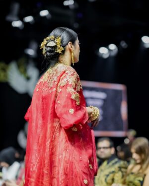 Gita Sucia Instagram - Drifting in an enchanting design by Mas @didietmaulana and accented with batik from 3E, the Red Carpet Gala marked the joyful occasion of Mas @emil_mke ’s birthday 🧡❤️