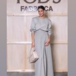 Giulia Bevilacqua Instagram - @tods @walterchiapponi 🤍 Un'emozione grande assistere a quest' ultima bellissima sfilata di Walter, in una location così straordinaria, un omaggio a tutti gli artigiani e alla loro arte. @othersrl @vaneboz @la_sara_kane @yourmood_official H&m @simonebelliagency @giulialuciani_mua @jonathancrema