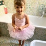 Giulia Bevilacqua Instagram – Auguri mia adorabile, speciale, preziosa bambina.
Sei la gioia della nostra vita.
Ti amo. ❤️
#5anni @clavelnic