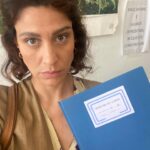 Giulia Bevilacqua Instagram - Alle prove avevamo immaginato Serena più riccia e cotonata poi abbiamo preferito che fosse più semplice, com'è lei. I provini sono una fase importantissima per trovare il personaggio e per me è un vero spasso. Stasera il secondo appuntamento con il #metodofenoglio su @rai1official di @cas__ale. Mi raccomando, perché stasera si entra nel vivo della storia e sarà sempre più un crescendo di emozioni e tensione.