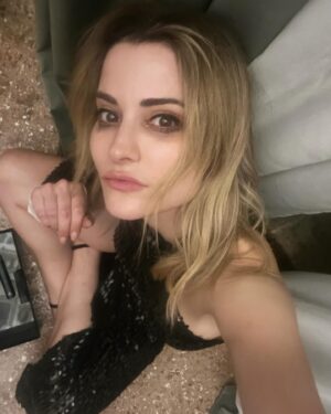 Giulia Elettra Gorietti Instagram - Yesterday 🎬 
Sul set alla 🍊 🍍 🍈 ma quanto mi sono divertita.🤟oggi febbre.
.
.
.
.
.
.
#set #movie #night #actress #cinema #italian #german #portuguesa