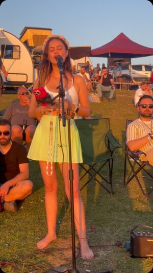 Gizem Denizci Instagram - Minik bir anı 🥰🥳🥳🪽🪽🪽💜