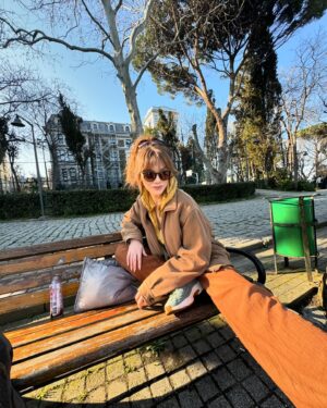 Gizem Ünsal Instagram - Güneş, kahve ve yeşil 🍀