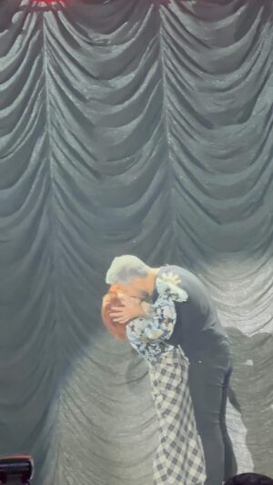 Gladys Florimonte Instagram - Siempre se vuelve al primer Amor! Zulma de TINELLI @marcelotinelli 🥳 en el @circorodasoficial ! 😂💖

Gracias mi San Cayetano! Te adoro Marcelo! 

#circo #tinelli #circorodas #zulma #gladysflorimonte