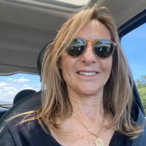 Gladys Florimonte Instagram - Aquí…. La hormiguita viajera‼️

🐞