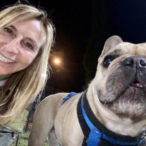 Gladys Florimonte Instagram - Hoy cumple 6 años mi hermosa Martita 🎉

Feliz cumple y gracias por hacerme feliz 🐾

🎊🎈🐾🎉🎈