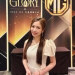 Gladys Tsai Instagram – 主持MG汽車表揚大會🎤
終於和超久不見的情歌王子勢安同台啦！
再拚一週就要過春節啦～～
感恩每個工作上幫助我一起合作的夥伴們🥰
💄 @yunnietang_makeup 
#love #life #work #ceremony #singer #dress #mc #host #car 
#生活 #工作 #日常 #主持 #主持人 #典禮