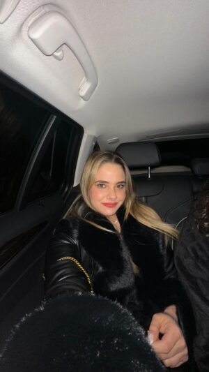 Glenda Resta Instagram - Era freddo …🤷‍♀️