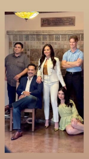 Gloria Calderón Kellett Instagram - One of the Good Ones cast is 🔥
First look behind the scenes of the cast press photos.
📸: @carlosericlopez 
🎥: @soleyliboy