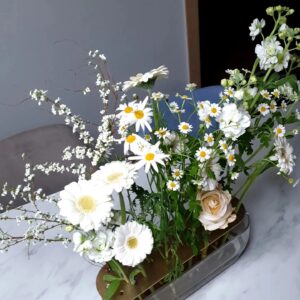 Go Eun-ah Instagram - 좋아하는 나의 꽃들 🌿⚘🌷🌼🌻🌺🌹🏵🌸💜