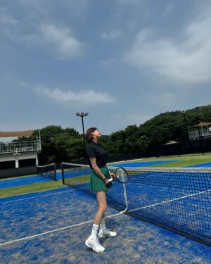 Go Eun-ah Instagram - 은아는 테니스중 🎾 

#테니스 #테린이 🌱