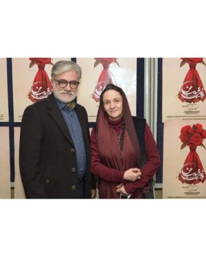 Golab Adine Instagram - "بانوى محبوب من"
اگر مايليد برگ بزنيد
٧-هنرمندان عزيز و گرامى كه به ديدن ما آمدند و بسيارخوشحالمان كردند