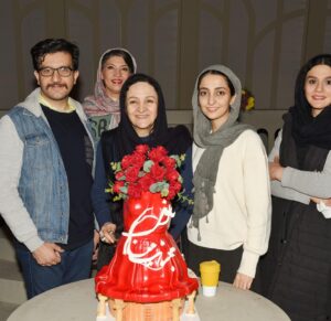 Golab Adine Instagram - در ادامه ى پست  پيشين
اگر مايليد برگ بزنيد