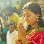 Gomathi Priya Instagram - My first ever Pongal celebration in Chennai My longtime wish to #kapaleeshwarartemple Special love to @shanthinimathivanan We do not remember days, we remember moments. #wellspent #devotional #vibes #moments #memories #blessed #temple #god #pongal #celebration #kapaleeshwarartemple #shivan #amman #shanthini #gomathipriya #priyabalakumaran #priyabalakumaran_gp #gp #nothingbutpriya #mylapore #filtercoffee #kovil #kovilprasadham #traditional #sareelove #red #green #2024 Saree @clothingstorebymithra Bangles @adee_bangles