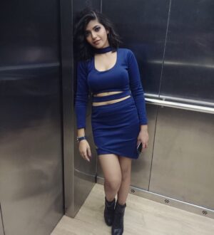 Gouri Agarwal Instagram - Lift me up lift
Too sleepy😌
.
.
.
.
#getsetgo 🎭