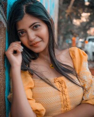 Gouri Agarwal Instagram - Enigmatic🎭

Shot and edited by : @mohitpanwarofficial 🤗
.
.
#enigma #smile #capture #shot