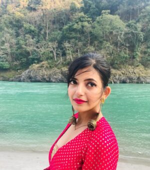 Gouri Agarwal Instagram - 🌺