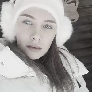 Gözde Mukavelat Instagram - Cam göz 😁☃️🎿🎿💙