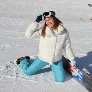 Actress Gözde Mukavelat HD Instagram Photos and Wallpapers February 2022