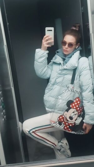Gözde Mukavelat Instagram - Mini ... 🐭 sever beni 😍😁
#newreels