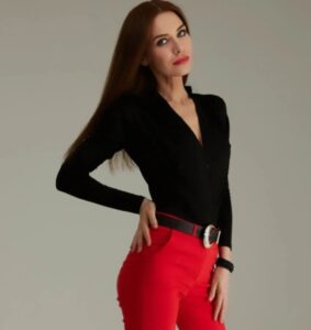 Actress Gözde Mukavelat HD Instagram Photos and Wallpapers March 2024