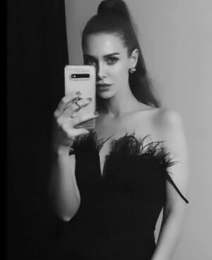 Gözde Mukavelat Instagram - 💫