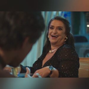 Grace Gianoukas Instagram - Obrigada Daniel Ortiz, @fredmayrink  @danielrangel @thiagomartins @cristinapereiraatriz  @_anahikari @daphnebozaski @ana_carbatti @crisvianna  @arletesallesoficial @raphaellogam @sabrimsmoreira @kelfurman, a todos os meus colegas de elenco, direção e equipe. 

A Leda é resultado não só do meu trabalho de atriz, mas do trabalho de muitos profissionais que ajudam a construir a personagem diariamente, autor, colaboradores, diretores,  pessoal do figurino, caracterização, cenografia, câmeras, áudio, edição, produção e tantas outras áreas... todos nós estamos dando o nosso melhor pra entregar pra vocês entretenimento, emoção, reflexão, alegria e gargalhadas. 
 
Trabalhamos juntos pois #famíliaétudo

Matéria completa que saiu na @noticiasdatvoficial 

#freeleda #tvglobo