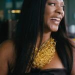 Grace Mendes Instagram - #Ad Fiz uma parceria com a Johnnie Walker @johnniewalkerafrica para o Mês Internacional da Mulher e estamos a organizar uma Masterclass de acesso limitado, de mulheres para mulheres, para vos dar dicas e recursos sobre como progredir na vossa carreira! Quer fazer parte deste evento exclusivo que vai acontecer no dia 16 de março em Luanda? Tudo o que tem de fazer é: •⁠ ⁠Comentar com o emoji 🥃 •⁠ ⁠Marcar uma amiga que gostaria de levar consigo •⁠ ⁠Usar a #CaminhaConnosco no comentário. Venha #CaminharConnosco e celebre as mulheres pioneiras. Válido para residentes de Luanda, maiores de 18 anos. Serão seleccionadas 8 vencedoras. #WalkWithUs #JohnnieWalkerAngola #JohnnieWalkerIWD #PaidPartneship