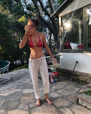 Grace Van Patten Instagram - I 💙rice cakes and my Bleusalt sweatpants, y’all need a pair