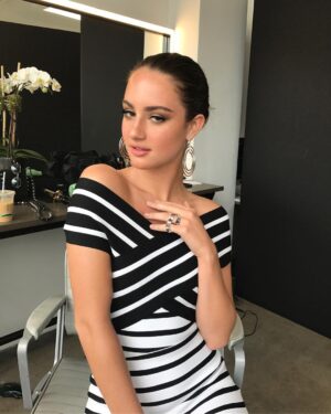 Grace Van Patten Instagram - 