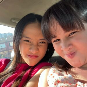 Graciella Abigail Instagram - Calling all Raya & Lydia out there ~ 5 hari lagi #layanganputusthemovie @layanganputus.md tayang di bioskop 21 Desember! 🪁