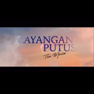 Graciella Abigail Instagram - Yang ditunggu2! This is it, trailer #layanganputusthemovie ! Segera di bioskop! All Raya out there, get ready 🔥
.
Cinta bisa membuat perasaan paling bahagia, tapi cinta juga yang menghancurkannya. Perasaan yang tidak bisa dikendalikan… Apa yang Aris inginkan sebenarnya?

Tahan emosimu karena 𝐟𝐢𝐥𝐦 𝐋𝐚𝐲𝐚𝐧𝐠𝐚𝐧 𝐏𝐮𝐭𝐮𝐬, 𝐒𝐄𝐆𝐄𝐑𝐀 𝐝𝐢 𝐛𝐢𝐨𝐬𝐤𝐨𝐩!

#LayanganPutus
#MDEntertainment
#MDPictures
