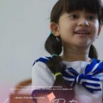 Graciella Abigail Instagram - Ga sengaja liat postingan lama di ig mama nya.. rupanya di Januari 2015 (means umur 2th 1bln) anaknya uda pernah bilang mau jadi artis 🤭 Dan Puji Tuhan, di tahun 2024 udah dapat beberapa peran untuk ikut meramaikan film-film nasional 😁 . Selamat Hari Film Nasional ✨💫