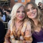Greta Scarano Instagram - Voglio celebrare una persona eccezionale. Celebrare la sua sensibilità, la gentilezza della sua anima e la poesia con cui si esprimeva. La dolcezza con cui è entrata nella mia vita e la potenza delicata con cui c’è rimasta. Il suo amore per tutte le creature del mondo e la sua incredibile autoironia. Sono così felice che le nostre strade si siano incrociate, mia carissima Sandra 🌷
