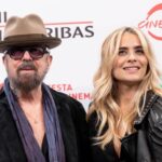 Greta Scarano Instagram - Non contenti, abbiamo fatto un album intero che è ora disponibile su tutte le piattaforme musicali di tutto gli universi di tutte le galassie. É stato veramente un viaggio bellissimo. Grazie di tutto @davestewarteurythmics e @mokadelic @giotesti