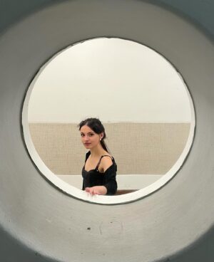 Greta Scarano Instagram - Giro completo