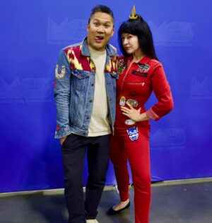 Grey DeLisle Instagram - “Zuzu….you don’t look so good.” #siblinglove #brother #sister #siblingrivalry #atla #agnikai #firebender #fire #firenation #comiccon #avatarthelastairbender #bravingtheelements #zuko #azula #zuzu @dantebasco (Photo Credit:Tih Penfil )