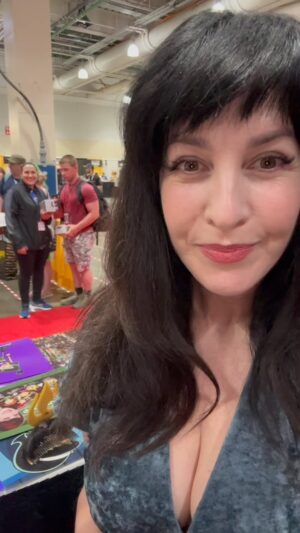 Grey DeLisle Instagram - I’m only at @fanexpoboston FRIDAY & SATURDAY!!!! I’m sorry!!!!! 😭😭😭😭😭😭😭