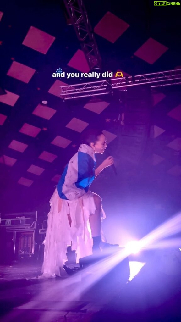 Griff Instagram - reliving tour! this video was too cute not to share. I❤️🏴󠁧󠁢󠁳󠁣󠁴󠁿