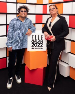 Gry Forssell Instagram - Fortfarande öm i fötterna -men KUL att få klä sig fin och gå på fest! 🥳 @ellesverige