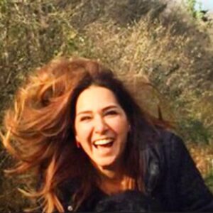Gülhan Tekin Instagram - DOĞUM GÜNÜ DUASI 🤗
Yaşadığım her ana şükürler olsun.
Kimseyi kırmamaya özen gösterdim ama bazen boğa damarım tuttu, kırdım. Umarım affolsun.
Kırgınlıklarım da var. Hepsinin canı sağolsun. 
İnşallah hepimizin mutluluğu sonsuz olsun.
Doğum günüm kutlu olsun 🙏
Not: İlk kez kendi doğum günümü kutluyorum. Yaşlandıkça delirmeyiz inşallah (amin)
#3Mayıs