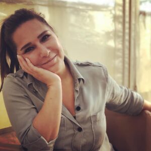 Gülhan Tekin Instagram - Anlat canım dinliyorum 😊🥰