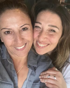 Günay Karacaoğlu Instagram - Öyle eskiyiz öyle güzeliz…
