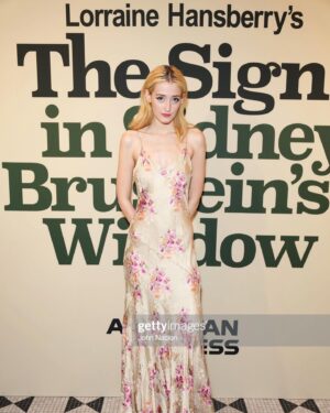 Gus Birney Instagram - last night felt like eating the best slice of bread and butter
I love our show.
styled by my stud @sarahslutsky