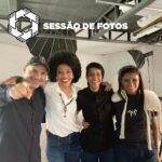 Guta Stresser Instagram – 📷 Na tarde dessa sexta-feira (3), rolou uma sessão de fotos do mestre João Urban com o seu filho Vlad Urban (pré-candidato a vereador pelo Coletivo das Culturas) e suas camaradas de chapa e pré-candidatas também: Máh Ferreira (Preta), Camila dos Santos e Rubia Oliveira Barreto.

Também tivemos as simpáticas presenças da atriz Guta Stresser, o jornalista e músico Angelo Stroparo, o apoiador Bruno Milek, a maquiadora Leticia Cardoso, com as fotos de bastidores feitas pela Larissa Zielinski.

Queremos uma Curitiba mais coletiva, com a periferia inclusa e todas as culturas representadas.

Aguardem que o lançamento da pré-candidatura já vem nos próximos dias!

Seguimos:
@joaourbanfotografia 
@vladurban666 
@ferreira.mahr 
@rubiaoliveirabarreto 
@dos_santos_mig_sa_camila 
@gutastresser 
@stroparoa 
@brunomilek 
@larissazielinski 
@leticiacmua

#coletivodasculturas