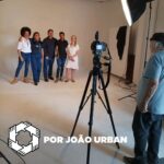 Guta Stresser Instagram – 📷 Na tarde dessa sexta-feira (3), rolou uma sessão de fotos do mestre João Urban com o seu filho Vlad Urban (pré-candidato a vereador pelo Coletivo das Culturas) e suas camaradas de chapa e pré-candidatas também: Máh Ferreira (Preta), Camila dos Santos e Rubia Oliveira Barreto.

Também tivemos as simpáticas presenças da atriz Guta Stresser, o jornalista e músico Angelo Stroparo, o apoiador Bruno Milek, a maquiadora Leticia Cardoso, com as fotos de bastidores feitas pela Larissa Zielinski.

Queremos uma Curitiba mais coletiva, com a periferia inclusa e todas as culturas representadas.

Aguardem que o lançamento da pré-candidatura já vem nos próximos dias!

Seguimos:
@joaourbanfotografia 
@vladurban666 
@ferreira.mahr 
@rubiaoliveirabarreto 
@dos_santos_mig_sa_camila 
@gutastresser 
@stroparoa 
@brunomilek 
@larissazielinski 
@leticiacmua

#coletivodasculturas