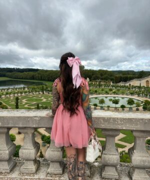 Hélène Boudreau Instagram - Jardins du château de versaille 🌳🌷🍋🍊🪴