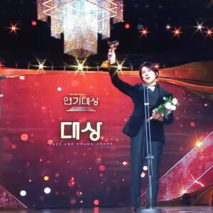Ha Hee-ra Instagram - 당신의 노력과 수고와 열정…
진심으로 존경하고…
정말 축하해요!!!