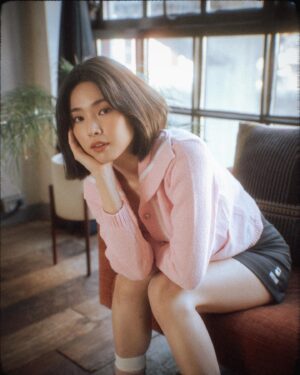 Ha Yeong Instagram - @kw.zip